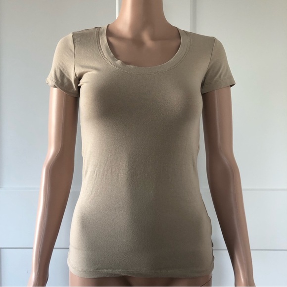 Forever 21 F21 Beige Essentials Stretch Cotton Tee T-Shirt Small XS - Picture 1 of 2